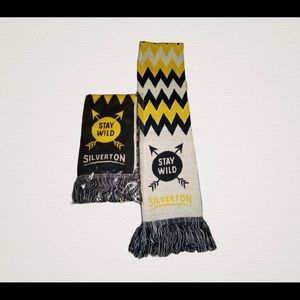 Reversible Fringe Scarves NWOT